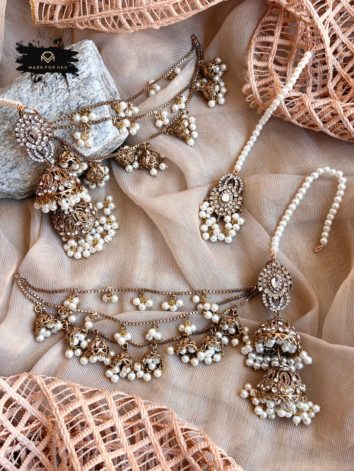 Aylin Twofold Jhumki & Tikka Set - LA1035