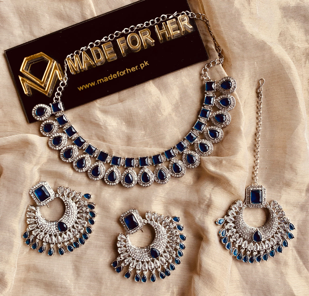 Unique Zircon Necklace - KAHD065