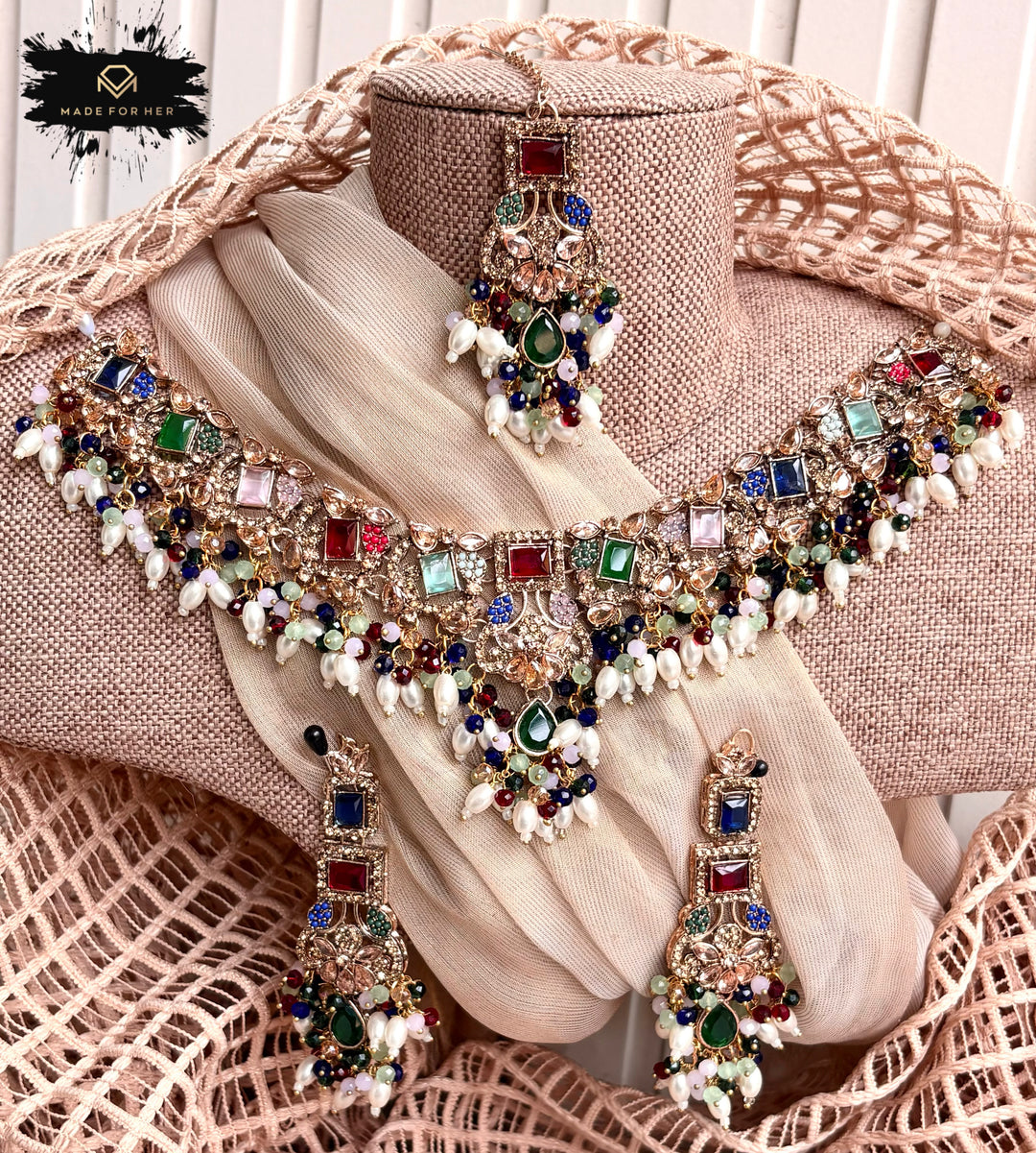 Elanique Necklace Set - KAHD1100