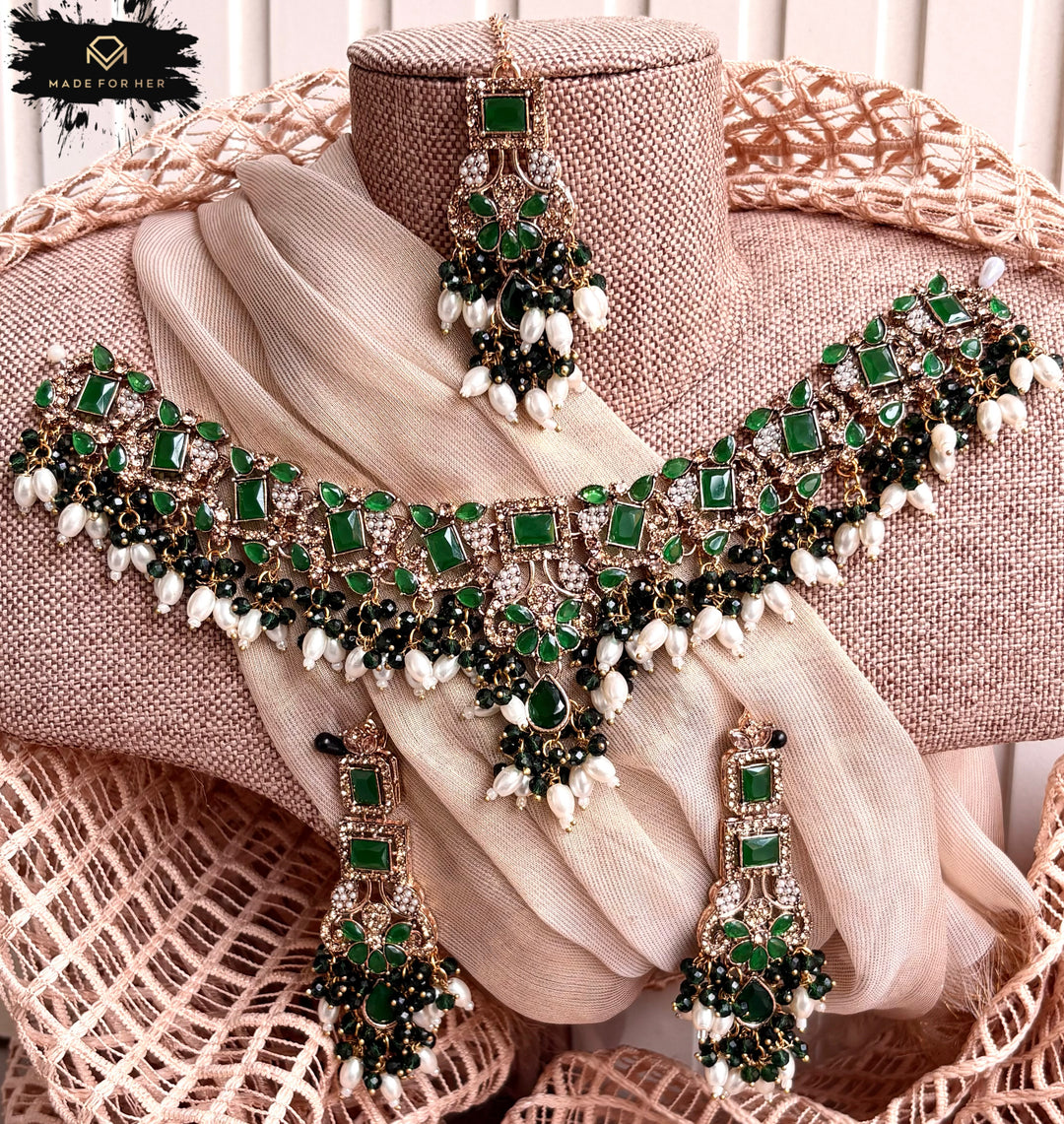 Elanique Necklace Set - KAHD1100