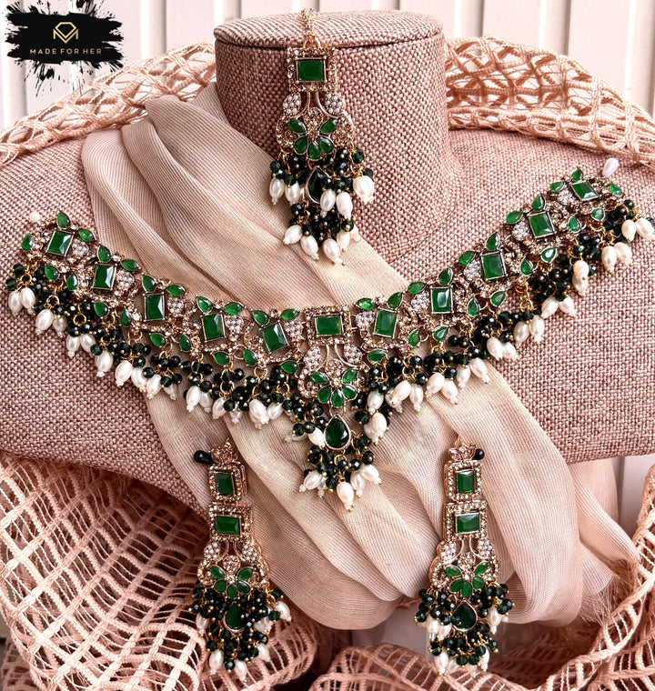 Elanique Necklace Set - KAHD1100