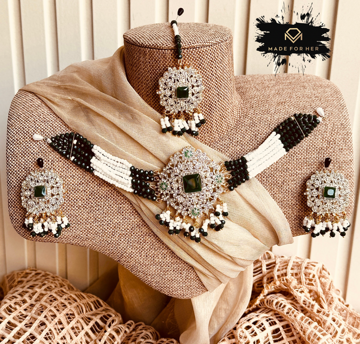 Opera Luxe Choker Set - RAYN1059