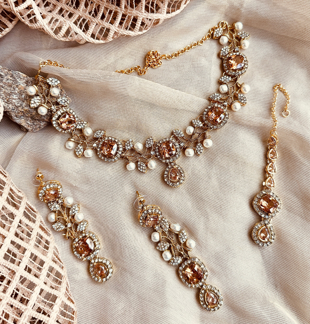 Dazzling Enchant Necklace Set - KSH1025