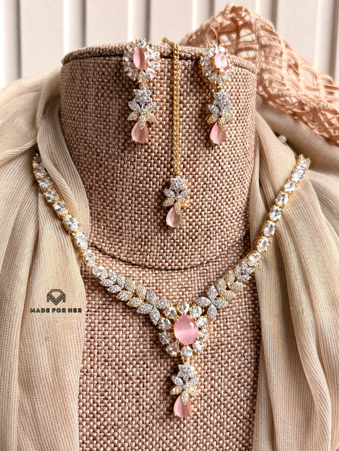 Aveline Zircon Necklace Set - KFS1145