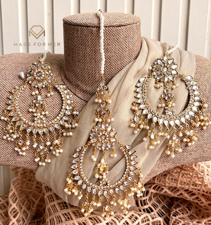 Mahira Jumbo Earrings & Tikka Set - KMW1221