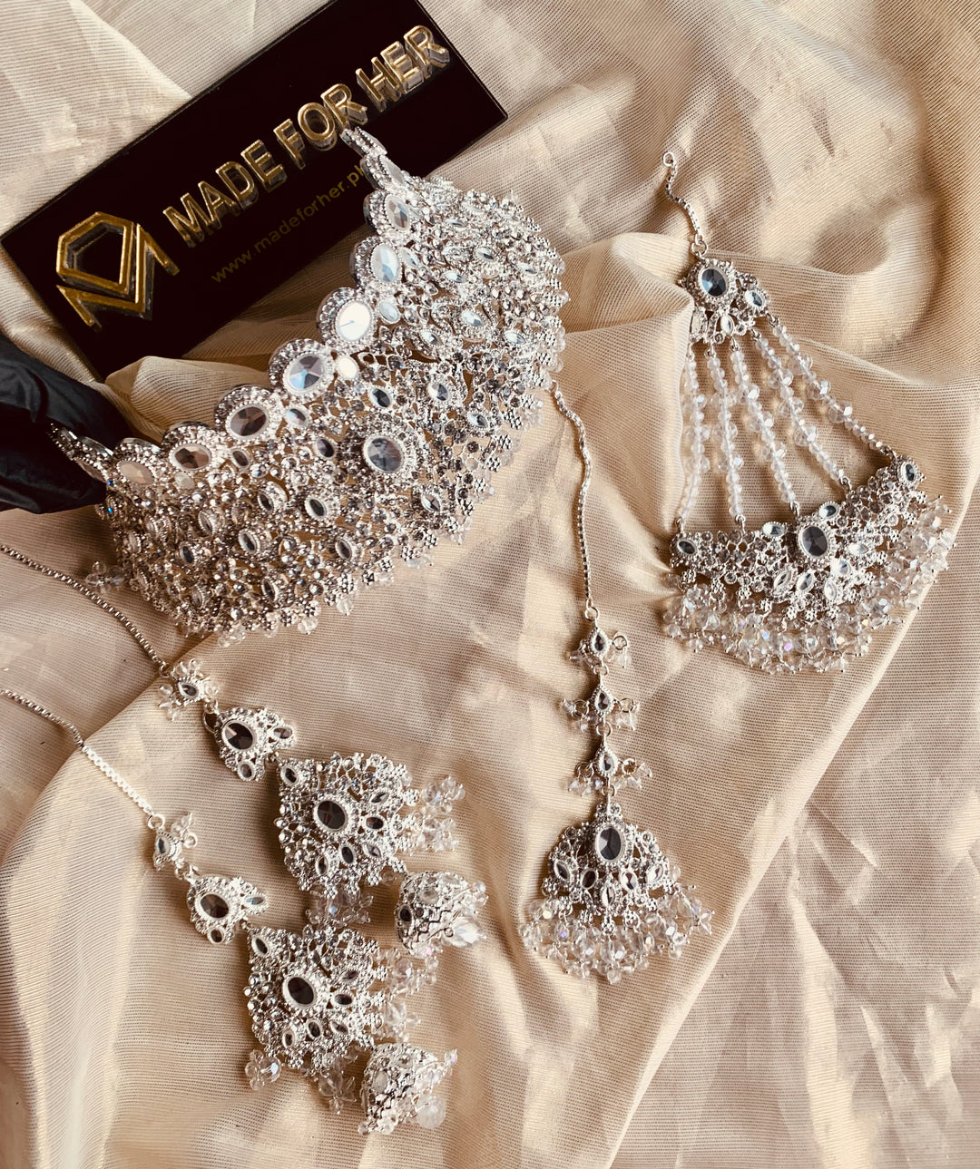 Silverish Bridal Collar - WM170