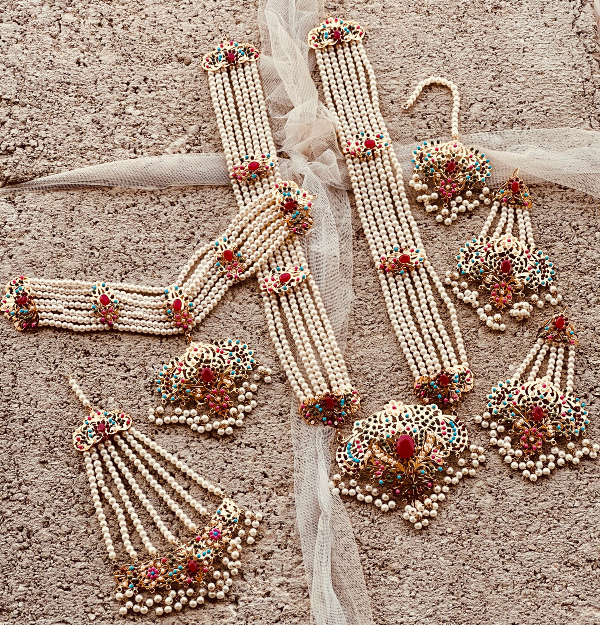 Begum’s Glory — Hyderabadi Bridal Set - WM1014