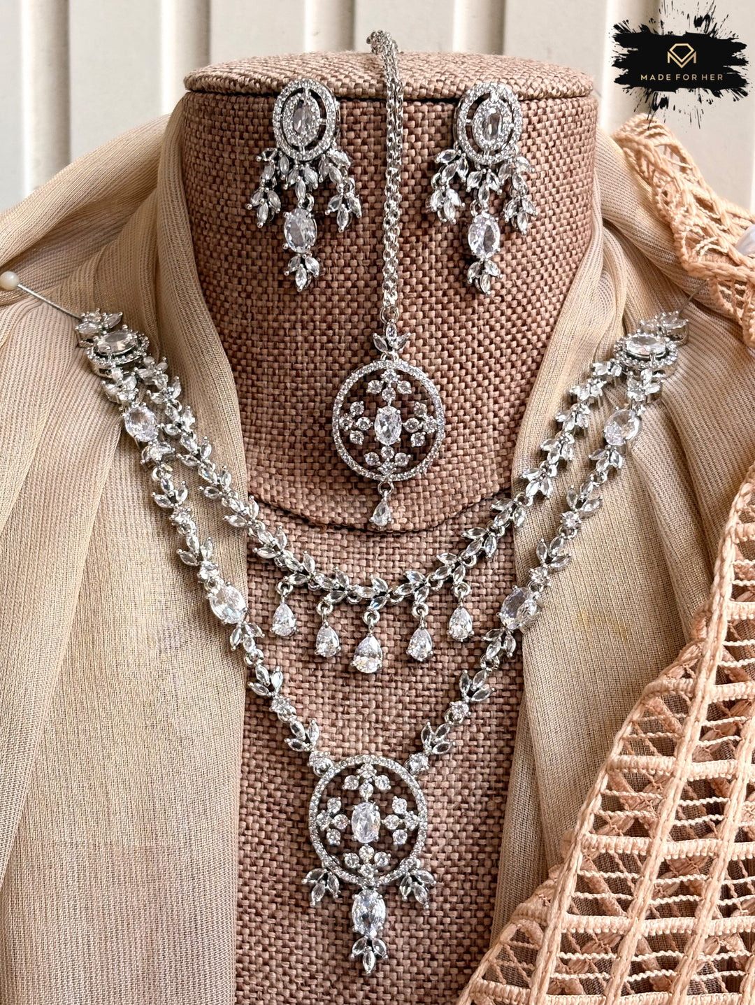 Gleaming Zircon Necklace Set - KFS1060
