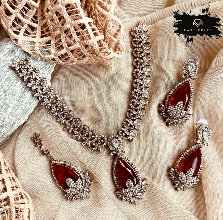 Luna Luxe Necklace Set - RJK1010