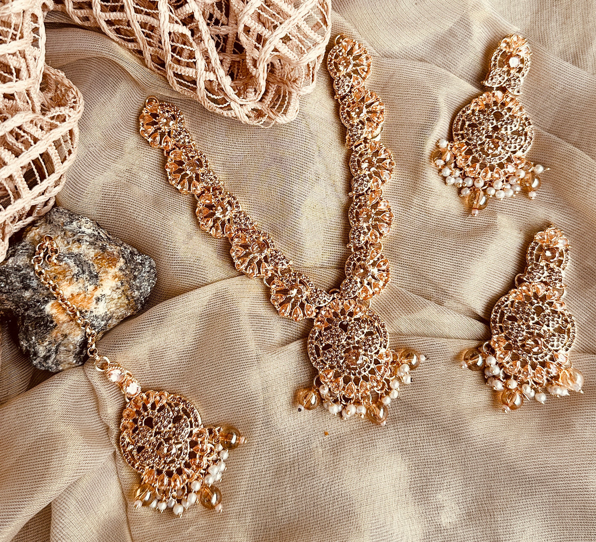 Mira — Dainty Drop Necklace Set - KAHD1027