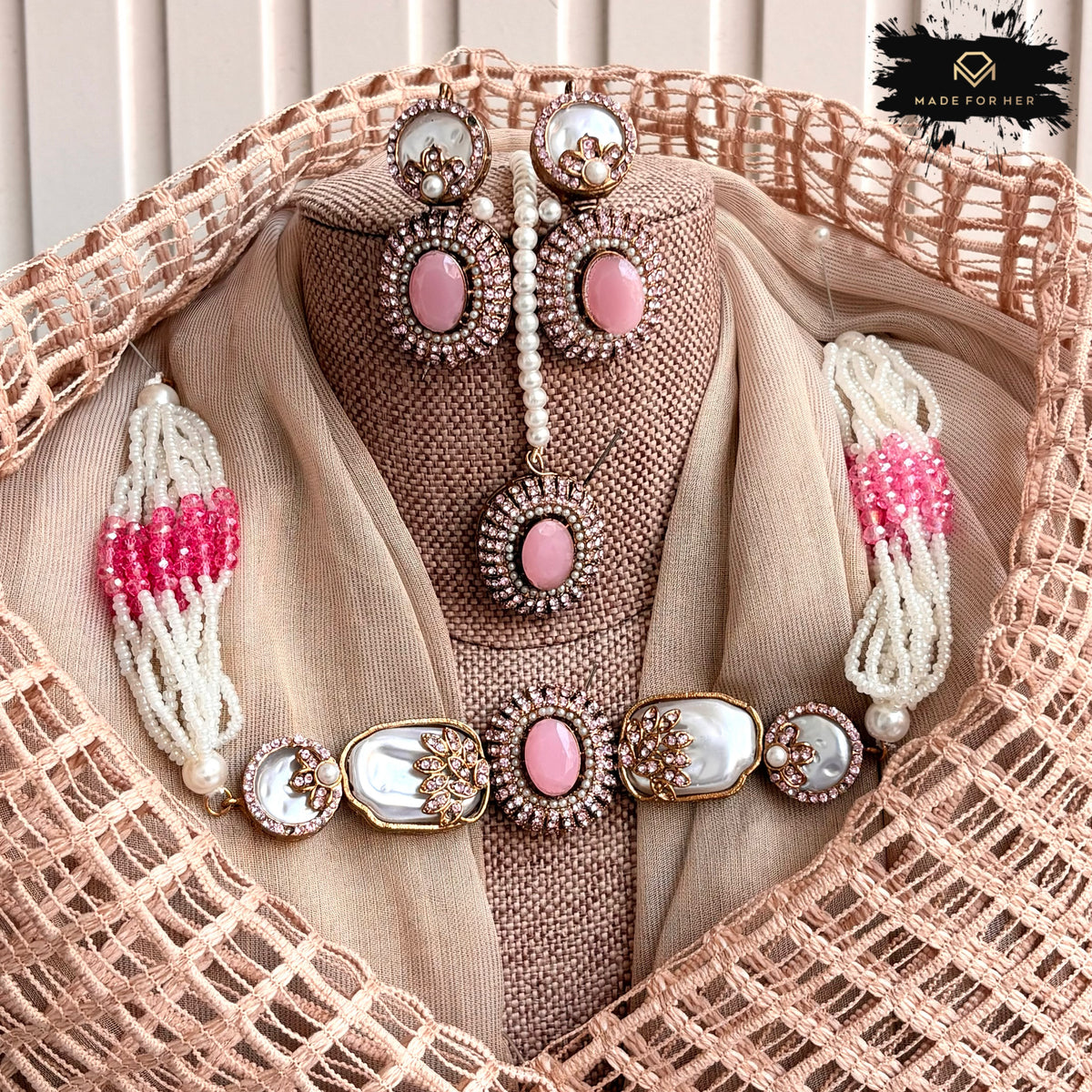 Elite Pearly Choker Set - KAHD1089