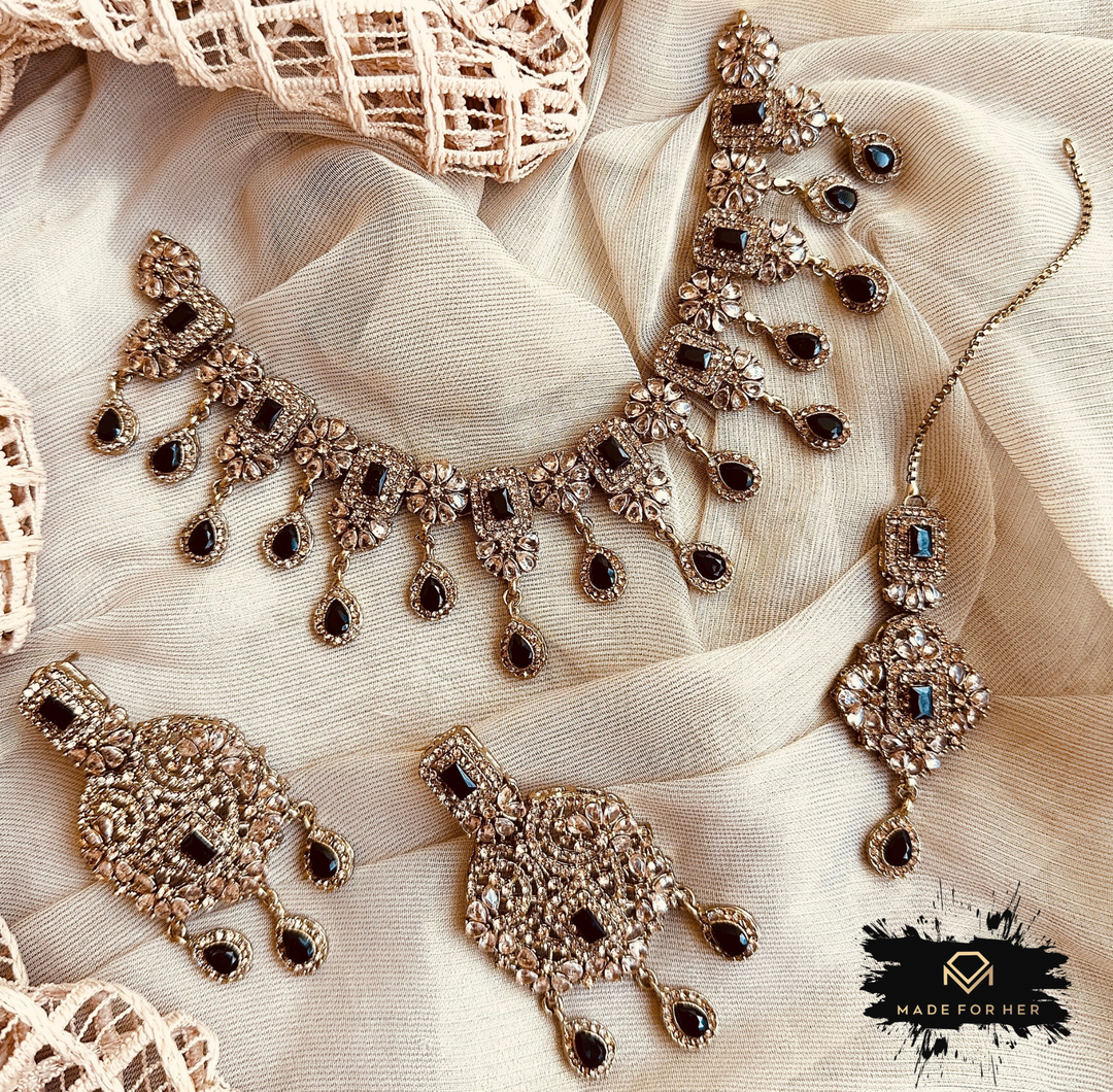 Lailah Radiance Necklace Set - RJK1022