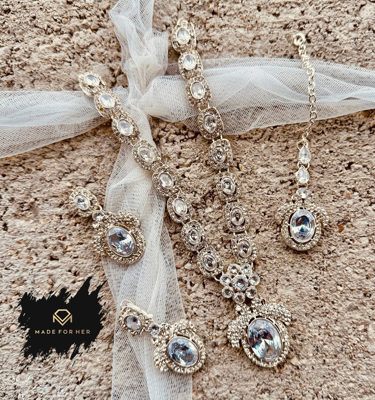 Urban Glow Necklace Set - KAHD1015
