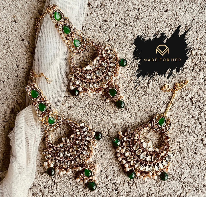 Aura Earrings & Tikka Set - KWA1004