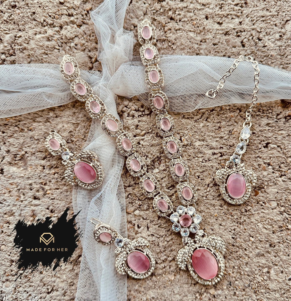 Urban Glow Necklace Set - KAHD1015