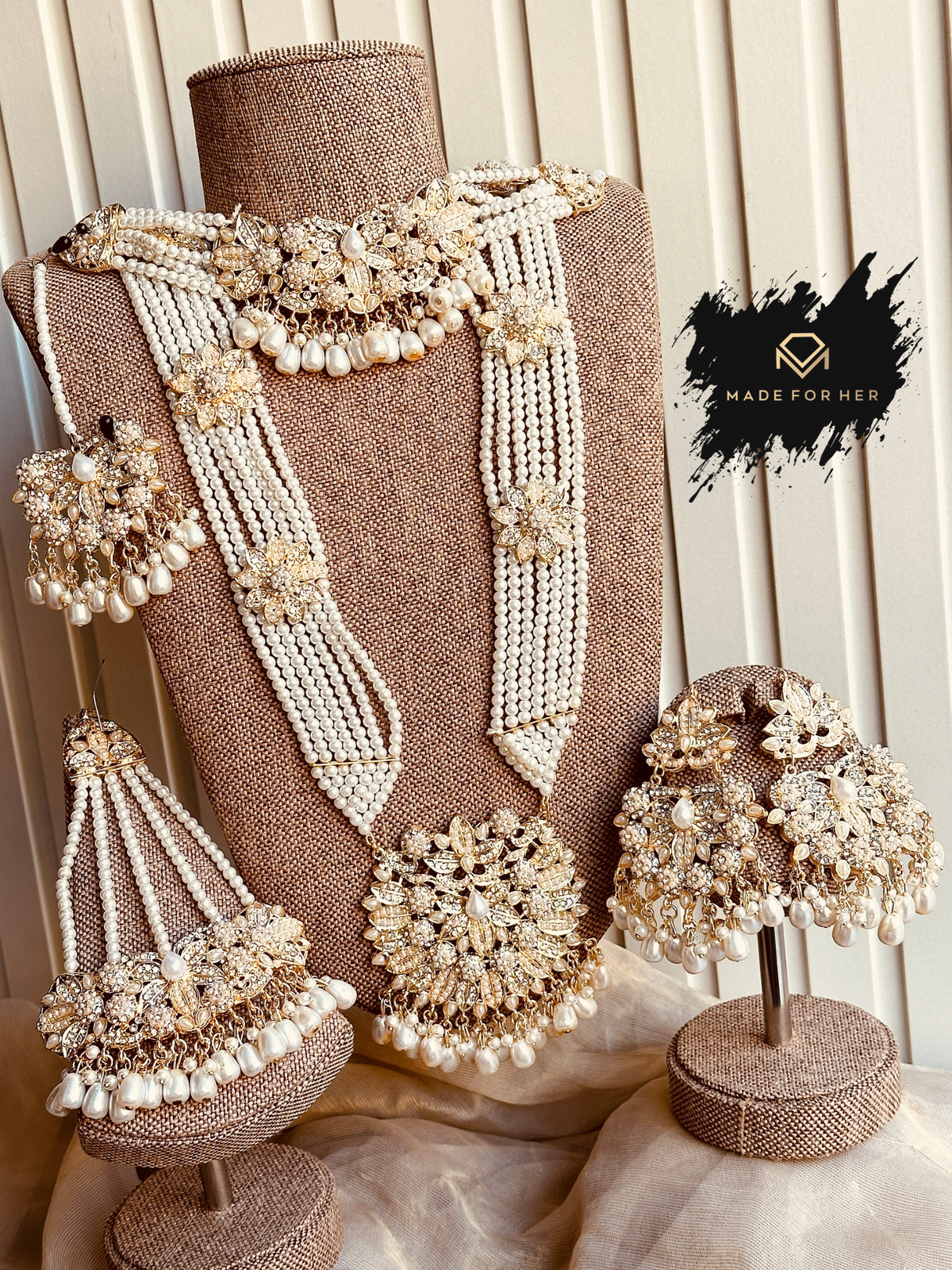Floral Majesty Bridal Ensemble - RH1086