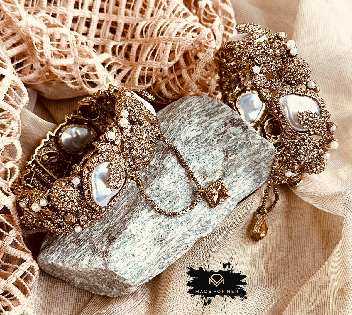 Serenique Bangles â€“ Openable - KAT1020