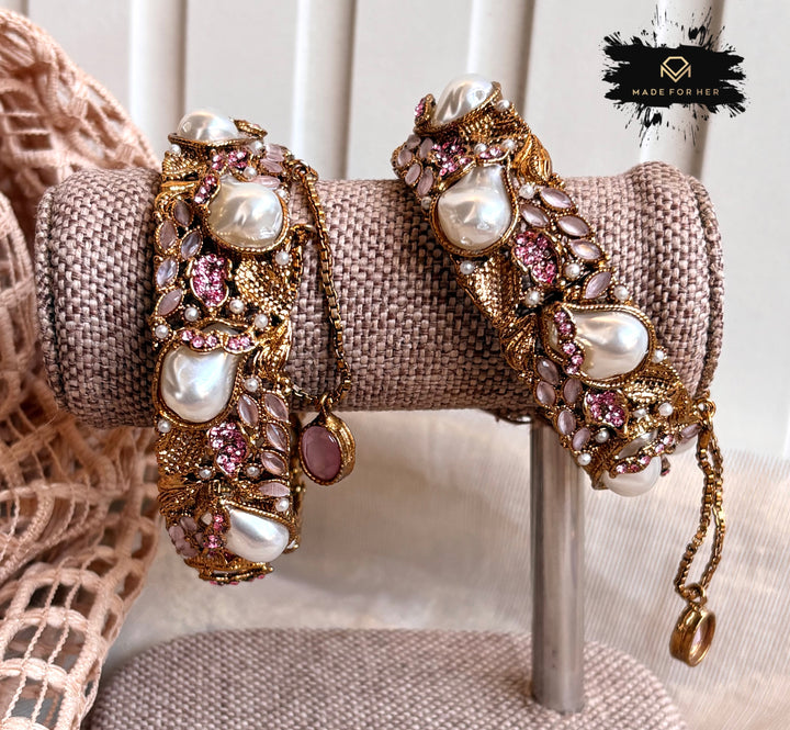 Pearly Clasp Openable Bangles - Openable - KSH1104
