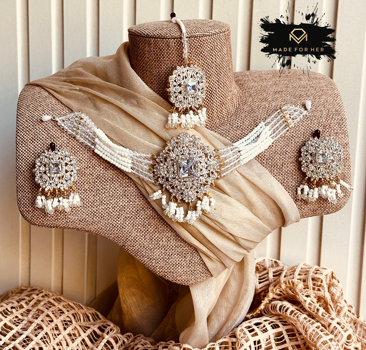 Opera Luxe Choker Set - RAYN1059