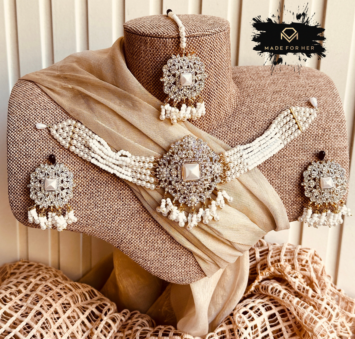 Opera Luxe Choker Set - RAYN1059