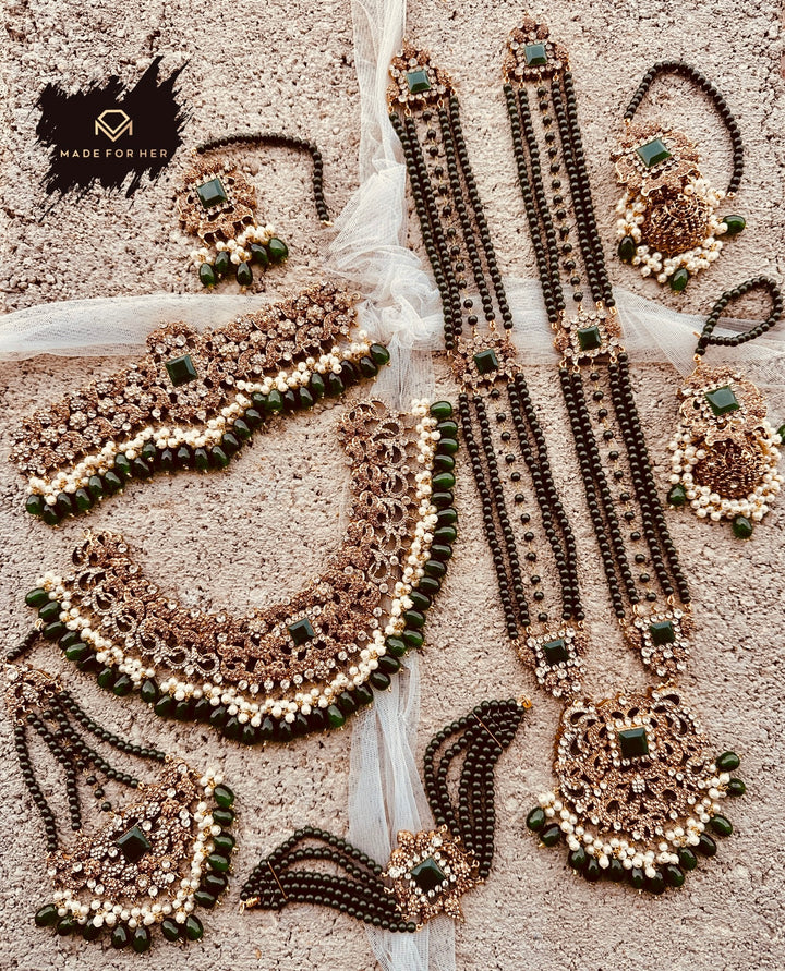 Zeenat-e-Dulhan – Exquisite Bridal Set - LA052
