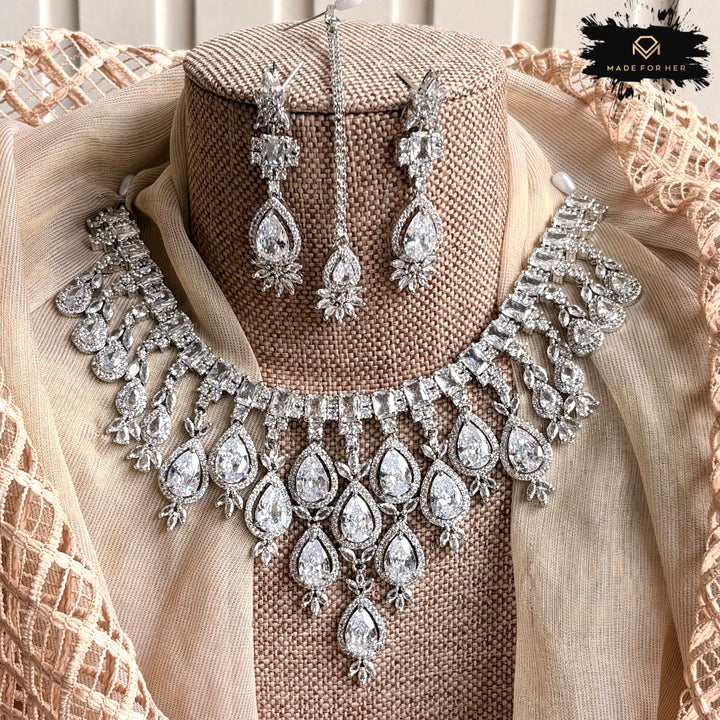 Nova AD Zircon Bridal Set - KDV1010