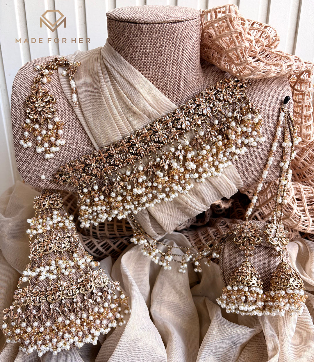 Zar-e-Naz Bridal Set - LA1110