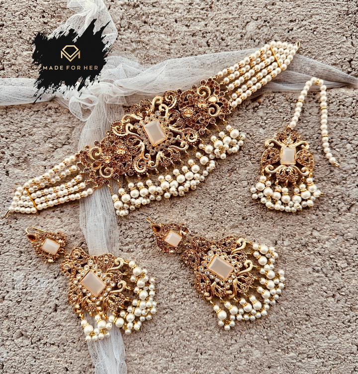 Nayab Choker Set - KAHD1013