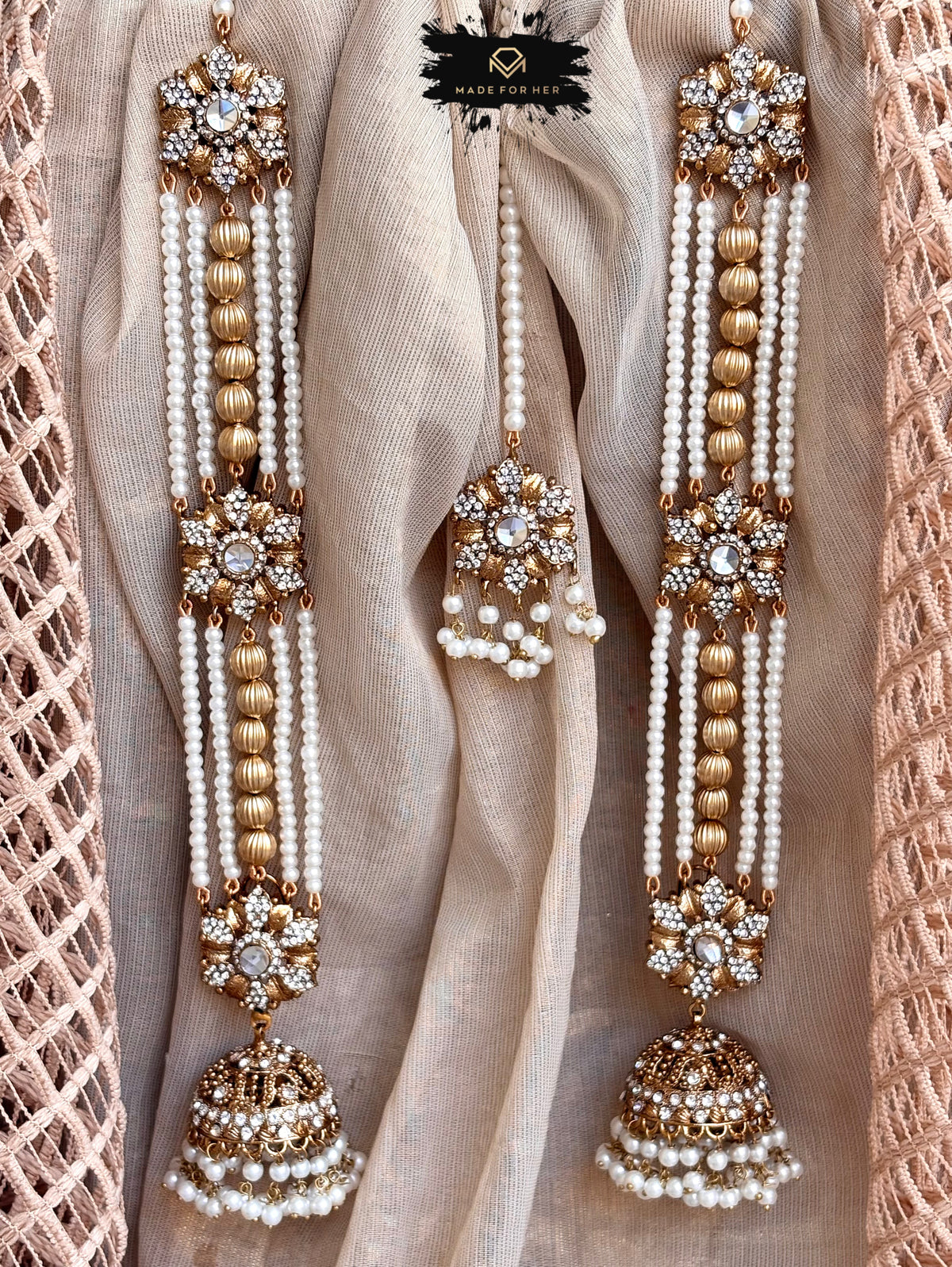 Aizah Khan Earrings & Tikka Set - LA1059