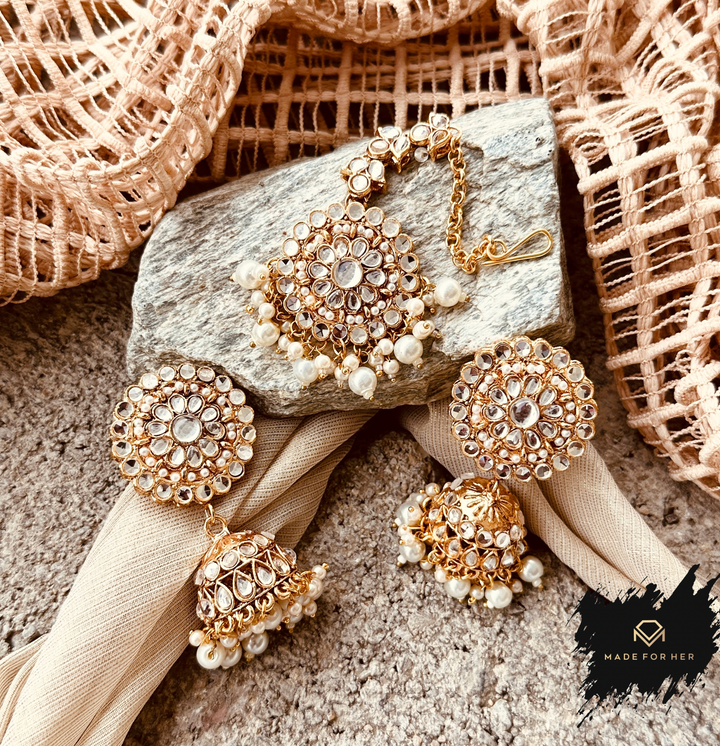 Orla – Jhumki & Tikka Set - KMW1035