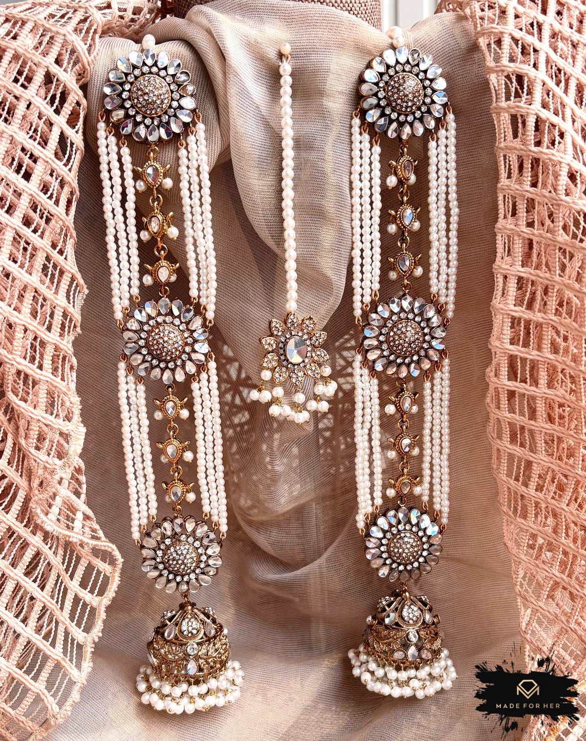 Mehr-e-Sahara Jhumki Earrings - LNS1123