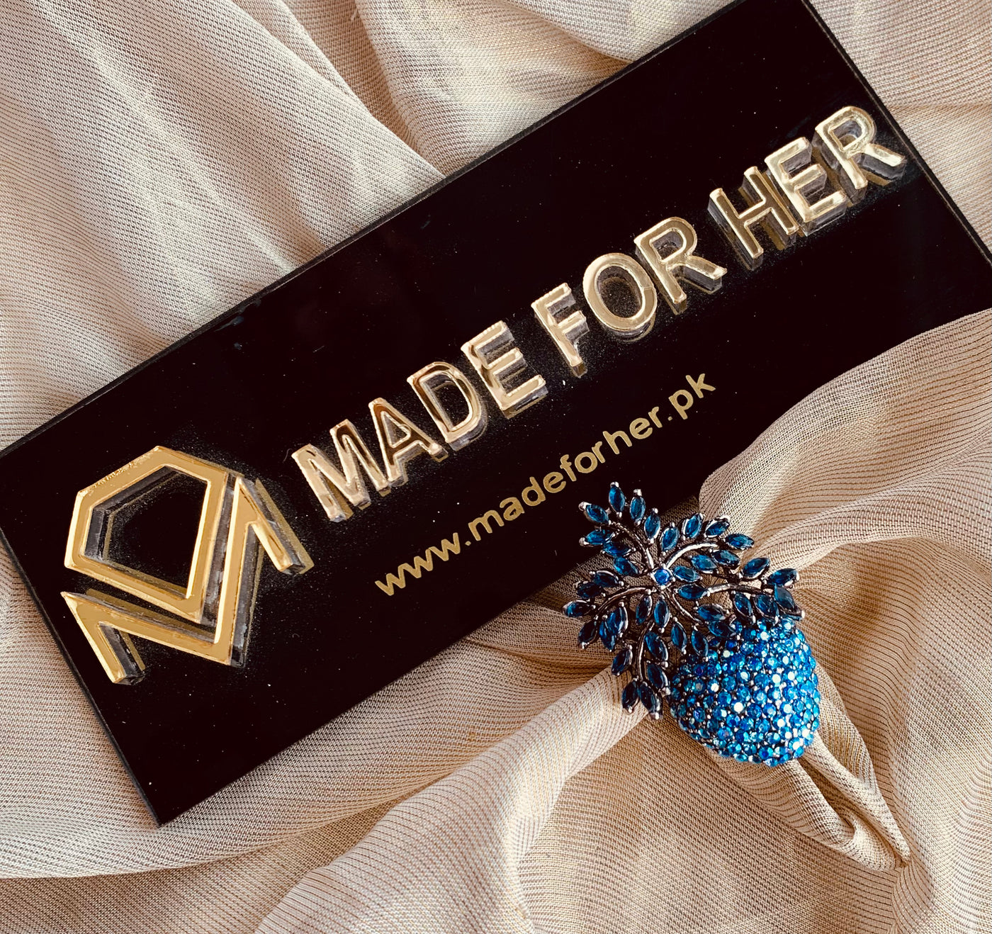 Luxurious Ring - KSH091