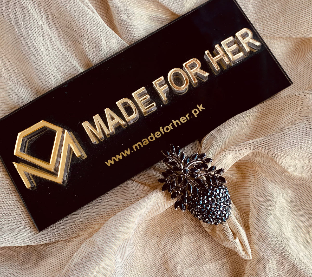 Luxurious Ring - KSH091